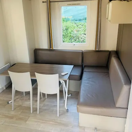 Le Clos Fleuri Camping Vic-la-Gardiole